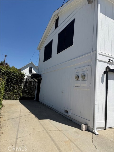 Photo - 325 N Vermont Ave