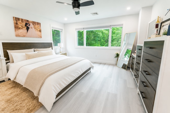 Photo - Luxury Furnished Primary Suite with Private Ensuite | Saco, Maine | ALL Utilities Included. Unit Room 4