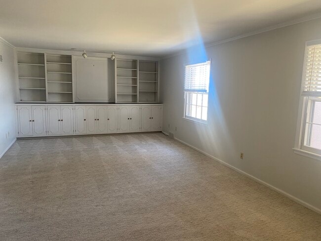 Living Room - 104 Winston Pl Unit Apt D