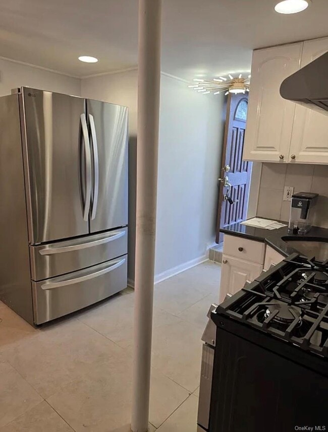 2 Hill Park Ave Unit 1A