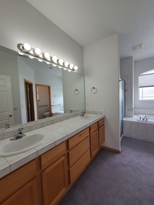 Building Photo - 264 Thyme Cir