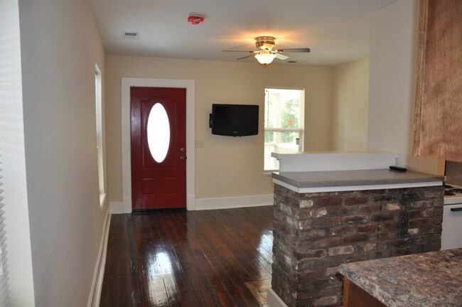 Photo - Pre-Leasing Now for the Fall Semester 2026