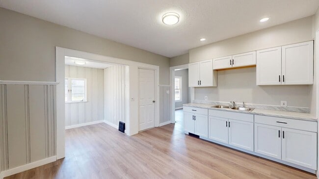 Photo - 7701 Dercum Rd Unit 7701 Dercum Rd - Rear