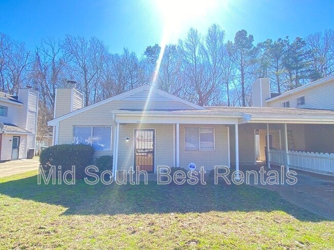 Photo - 6553 Birkenhead Rd