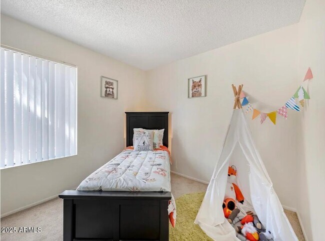 Photo - 5750 N 59th Ave Unidad 2