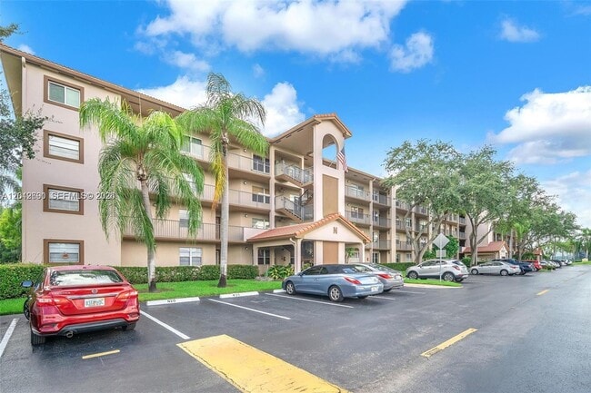 Photo - 1000 SW 125th Ave Unit 301N
