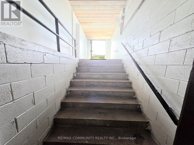 Photo - 81 Oxford St