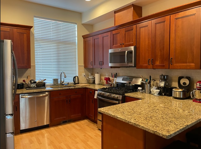 Photo - 1622 Huckleberry Cir
