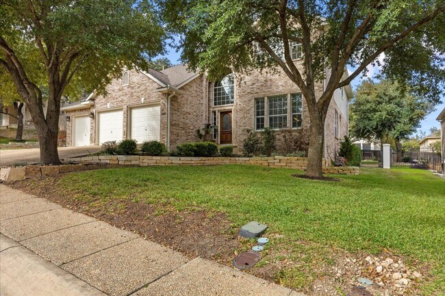 Photo - 4 Bedroom 3.5 Bath Heights At Stone Oak Subdivision