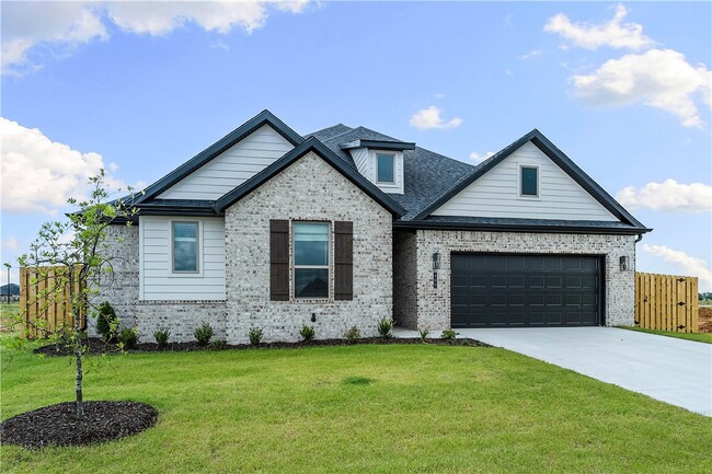 Building Photo - 803 Jenison Rd