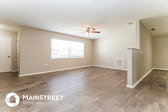 Photo - 7525 Foxbloom Dr