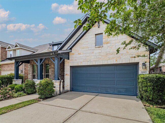 10923 Texas Rose Dr