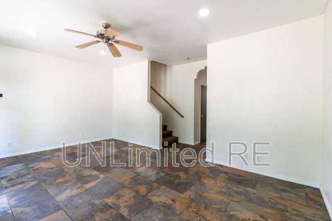 Photo - 1324 E Chubs Way