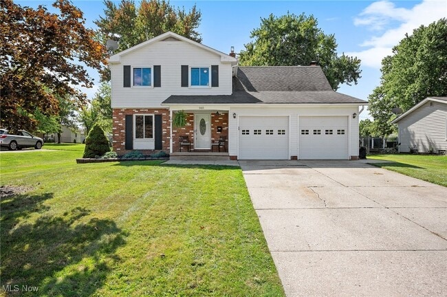 Building Photo - 5401 Woodbury Hills Dr Rental