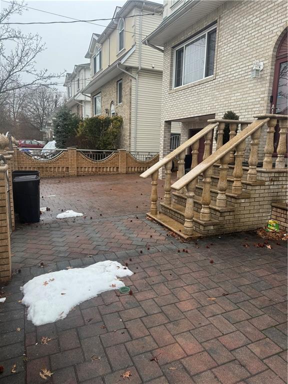 Photo - 359 Netherland Ave