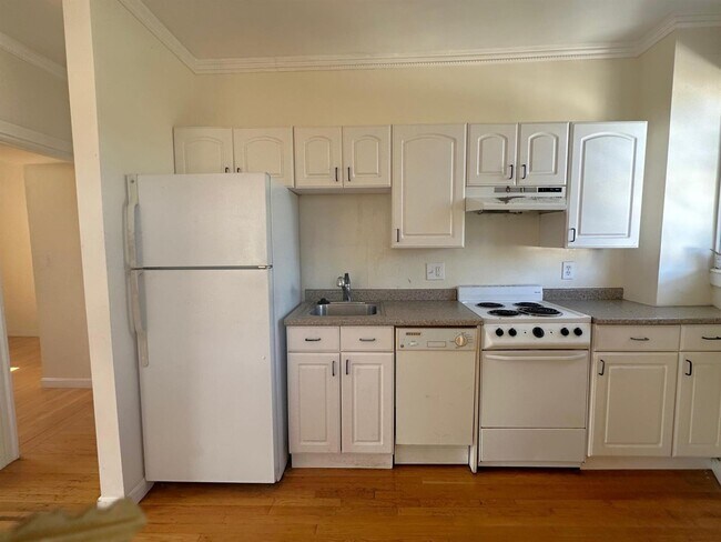 Photo - 14 Quincy St Unit 2