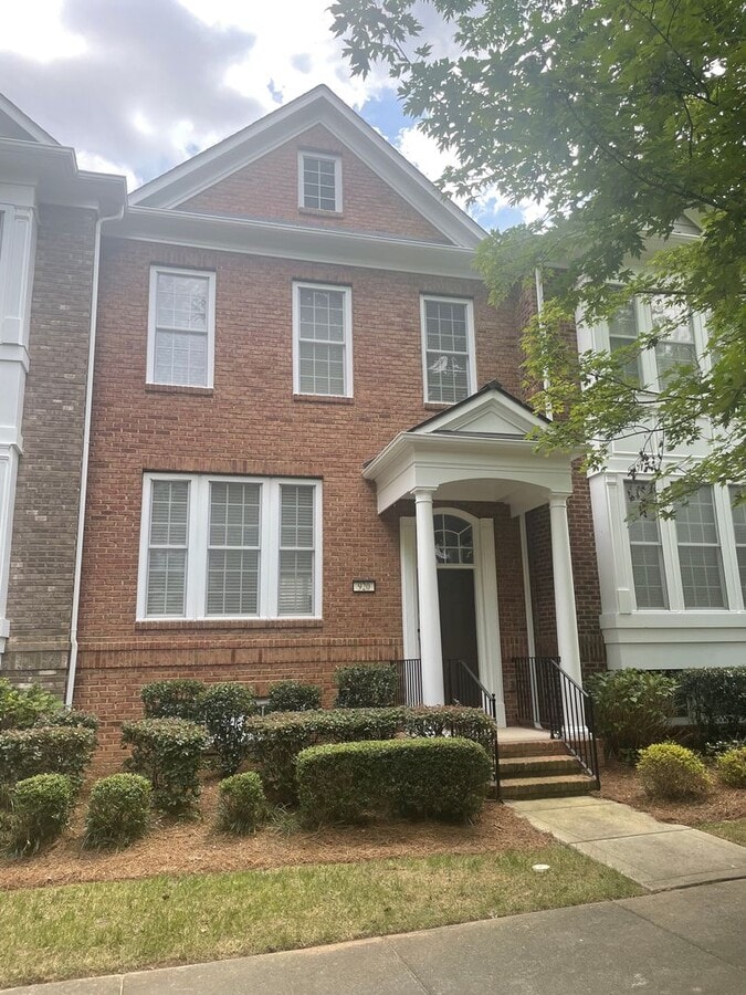 Gorgeous Townhome in the Heart of Fort Mil... - Gorgeous Townhome in the Heart of Fort Mil...