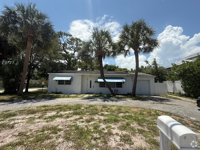 Building Photo - 601 NW 2nd Ave Rental