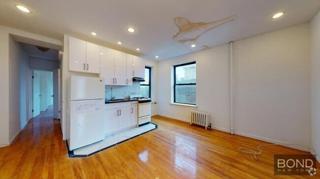 Building Photo - 3 bedroom in Manhattan NY 10003 Unit 15 Rental