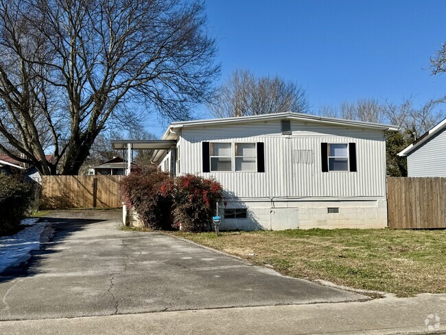 Building Photo - 836 Commerce St Rental