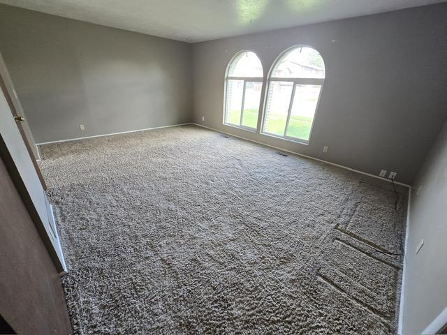 Building Photo - 5579 S 2800 W Rental
