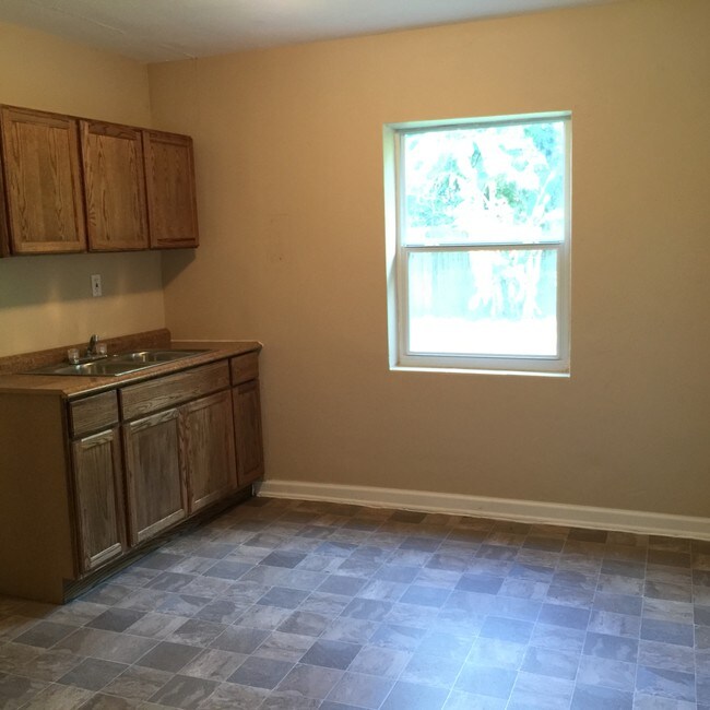 Photo - 5160 Columbus Ave