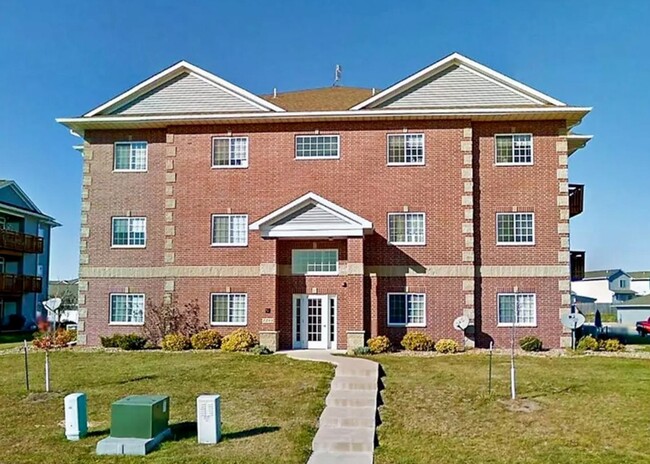 Building Photo - 2210 W Lake Rd Unit 301 Rental