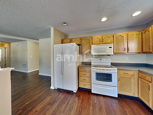Photo - 8110 Red Barn Ct