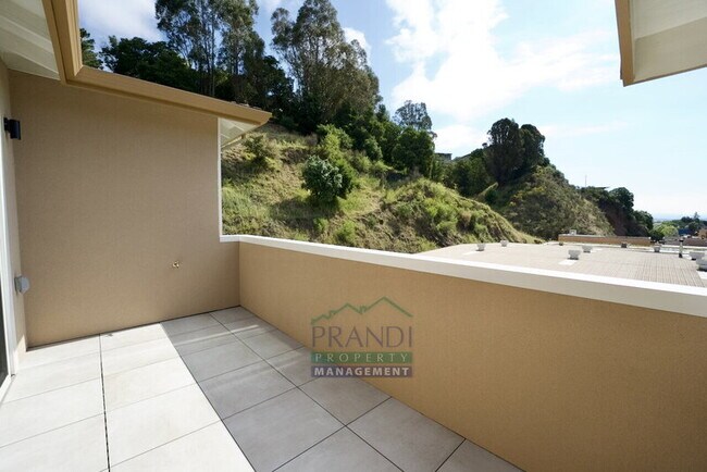 Photo - 10 E Crescent Dr Unit B