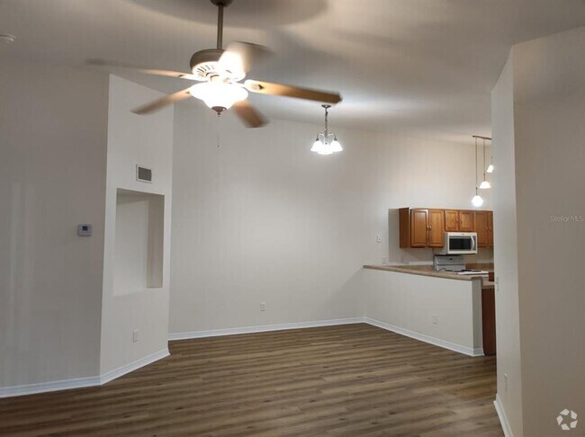 Building Photo - 6019 Scotchwood Glen Unit 201 Rental