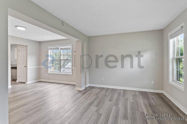 Photo - 3053 Highland Park Ln