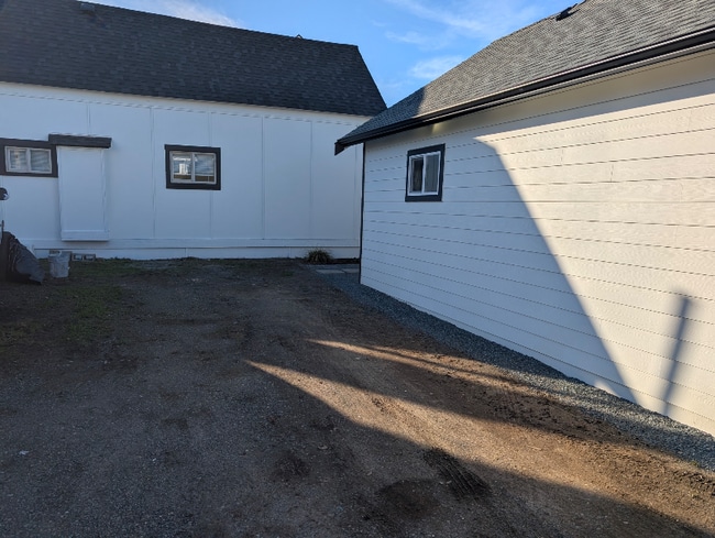 Photo - 1705 Lombard Ave Unit 1707