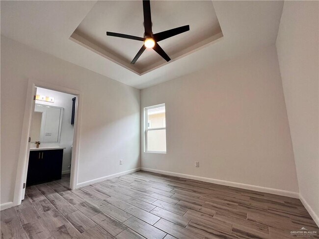 Photo - 10 Taxco Ct Unit 3