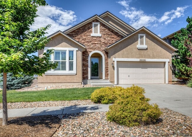 Building Photo - Cordera Home within walking to D20 Schools...