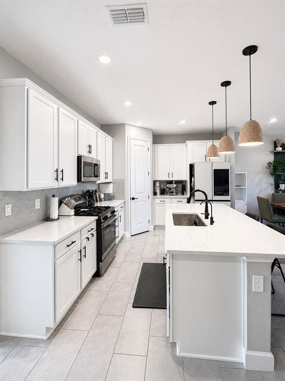 Photo - 128 Arlington Square Ct