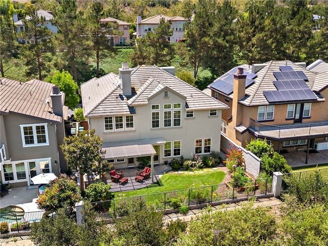 48 Downfield Way