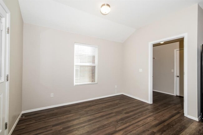 Photo - 9117 SW 55th St