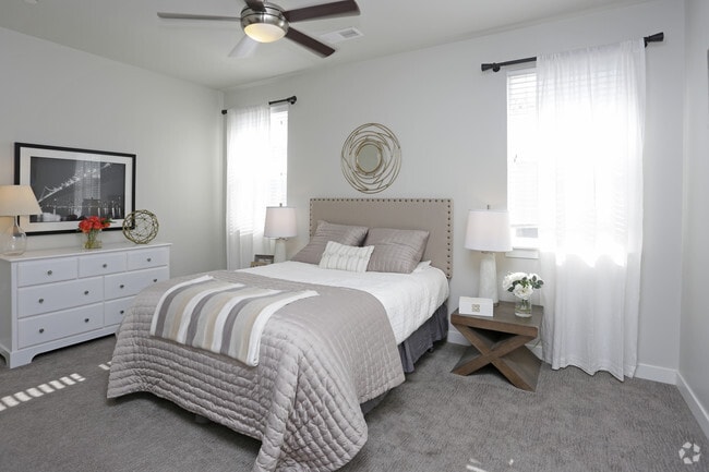 3BR, 2.5BR - 1,439 SF