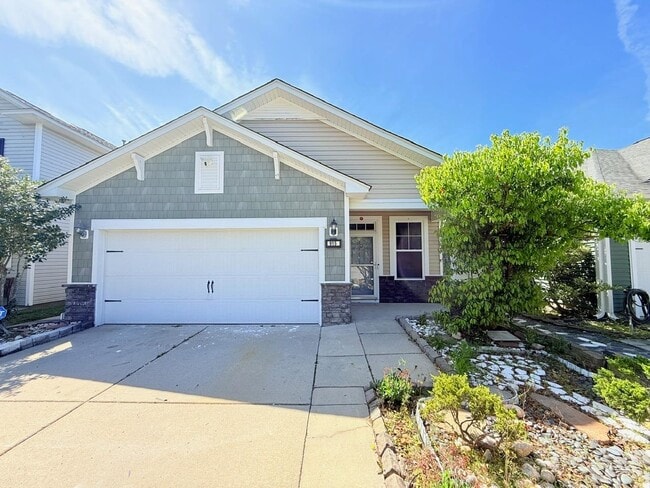 Building Photo - 915 Oglethorpe Dr