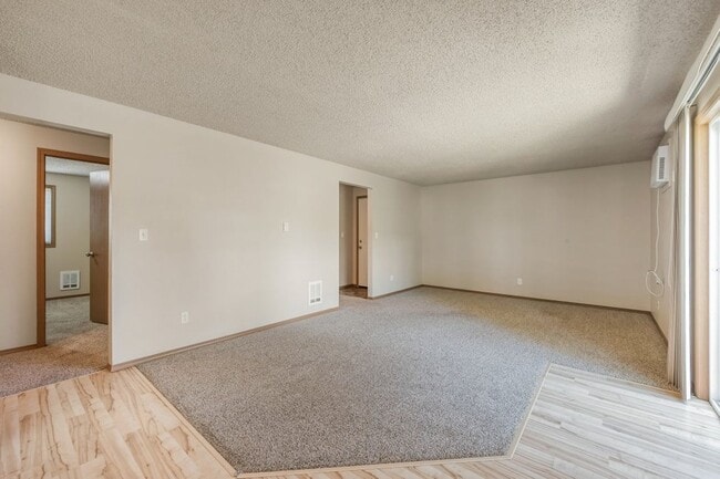 Photo - 2 bed 1 bath apartment (4plex building)