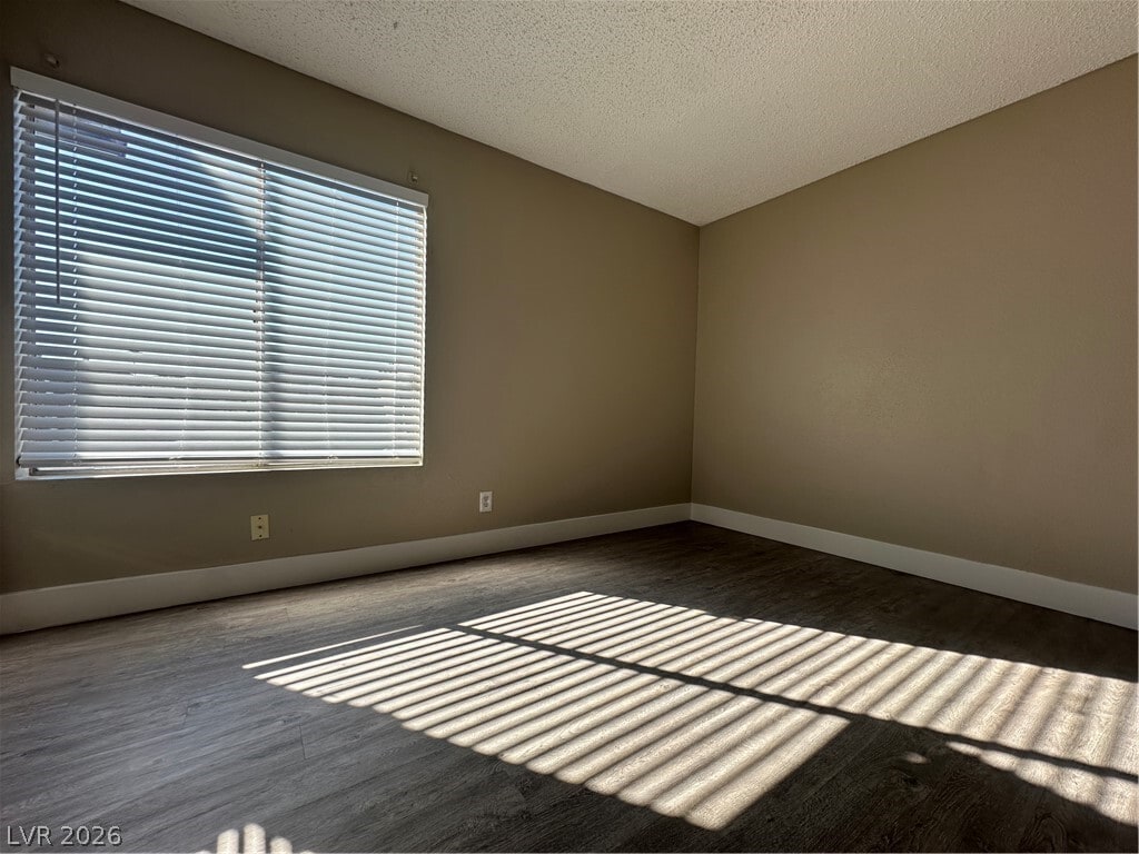 Photo - 1467 Hialeah Dr Unit D