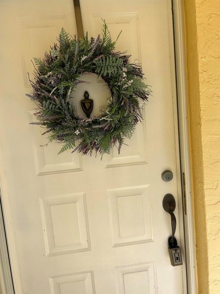 Photo - 1072 Keystone Dr Unit E