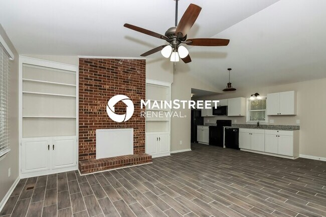 Photo - 663 Sunridge Dr