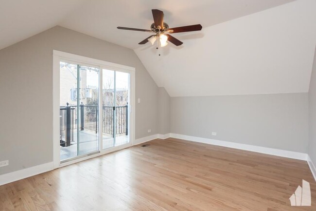 Building Photo - 3 bedroom in Chicago IL 60642 Unit 3W Rental