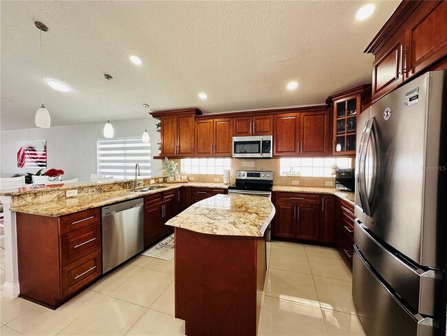 Photo - 8885 Palisades Beach Ave