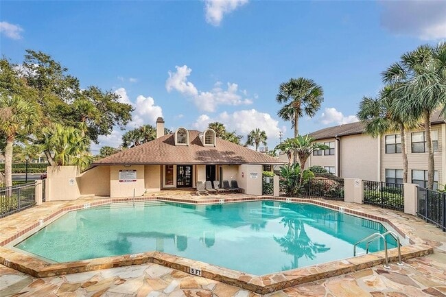 Photo - 2918 Antique Oaks Cir Unit APT 31