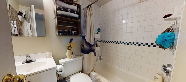 Photo - 534 Beacon St Unit 702