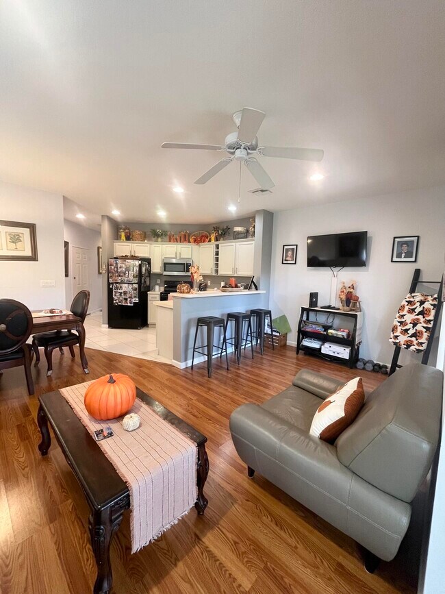 Photo - 8919 Sandshot Ct Unit 5412