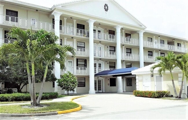 Photo - 3511 Village Blvd Unidad 301 Rental