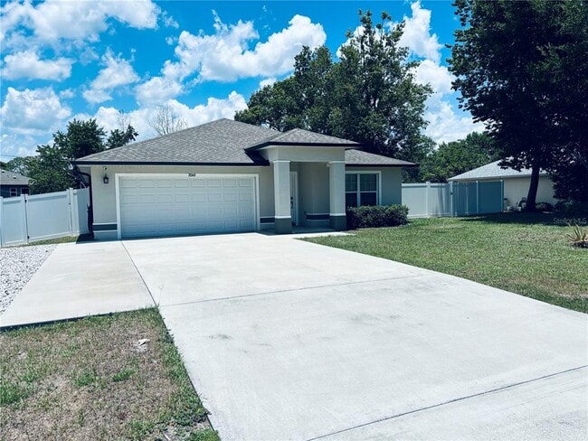 Photo - 2060 Everest St